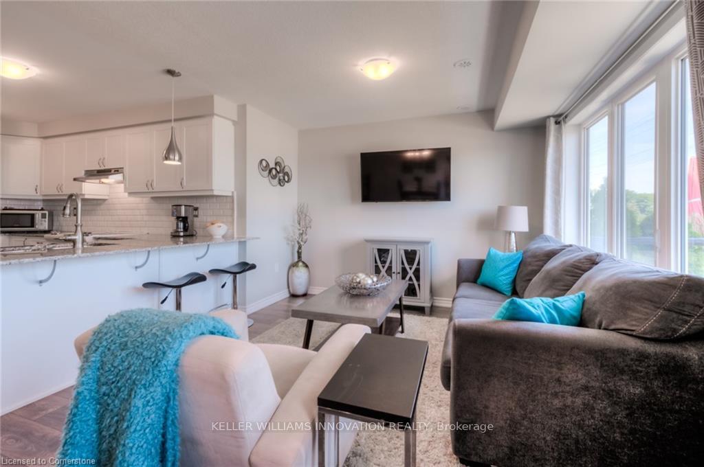 Photo 17 of 595 Goldenrod Lane, Kitchener — HOMEH