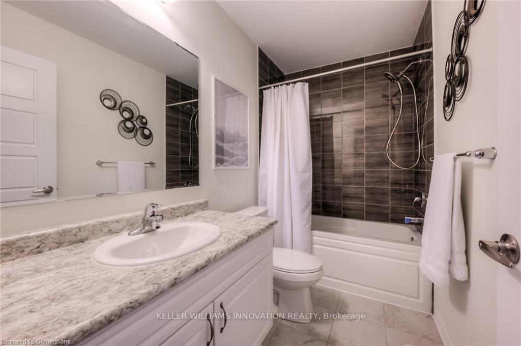 Photo 24 of 595 Goldenrod Lane, Kitchener — HOMEH