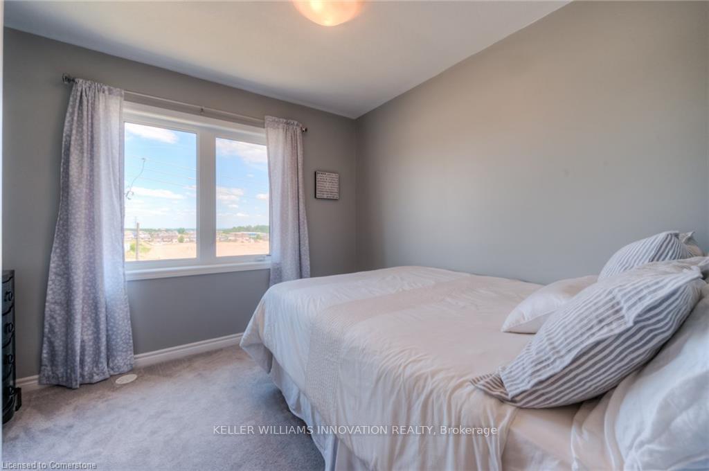 Photo 25 of 595 Goldenrod Lane, Kitchener — HOMEH