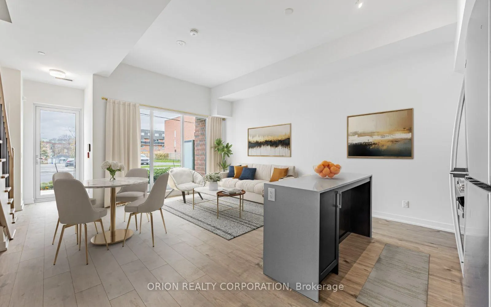 Photo 4 of Unit 101, 201 Brock Street S, Whitby, Downtown Whitby — HOMEH