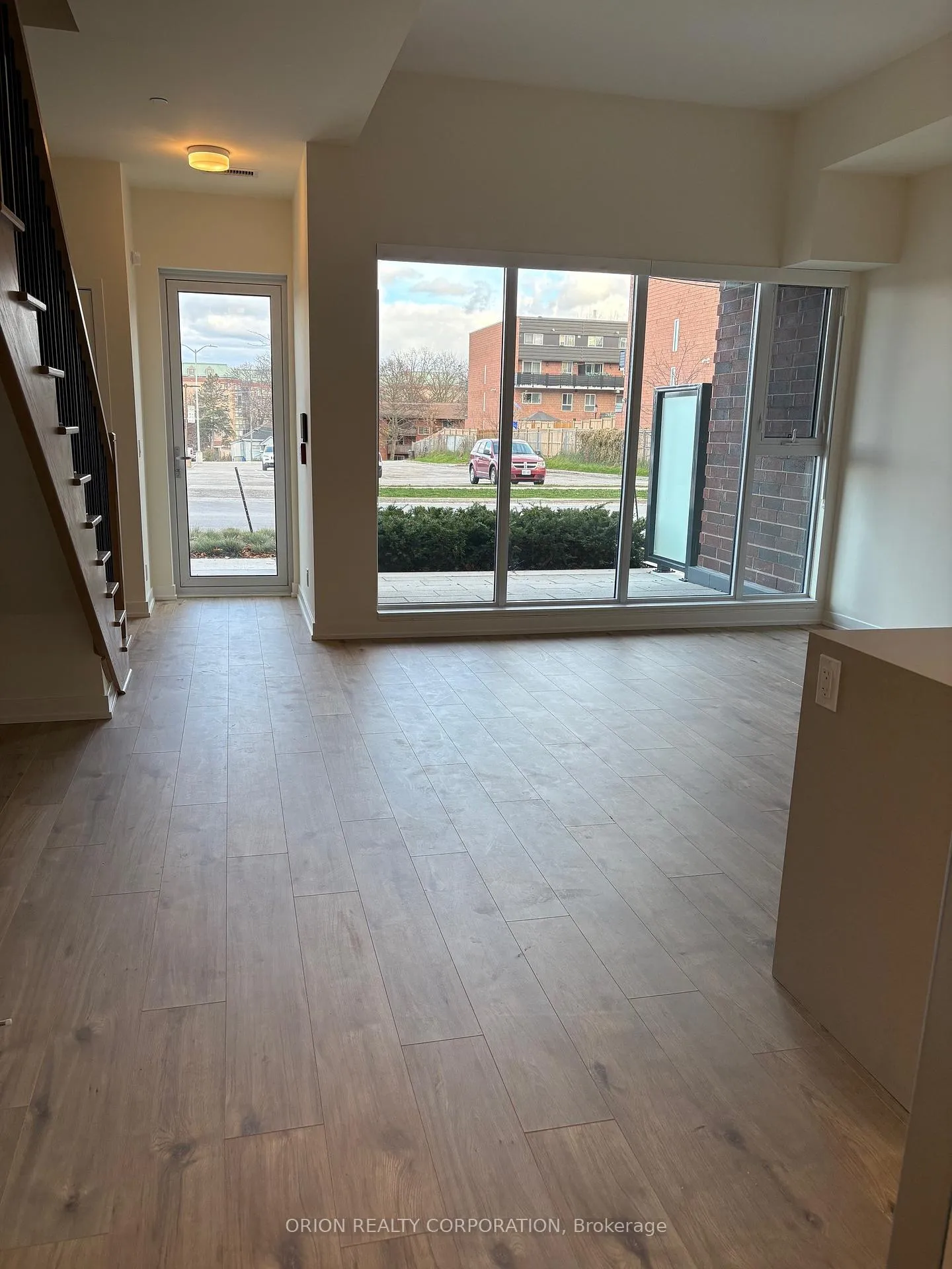 Photo 5 of Unit 101, 201 Brock Street S, Whitby, Downtown Whitby — HOMEH
