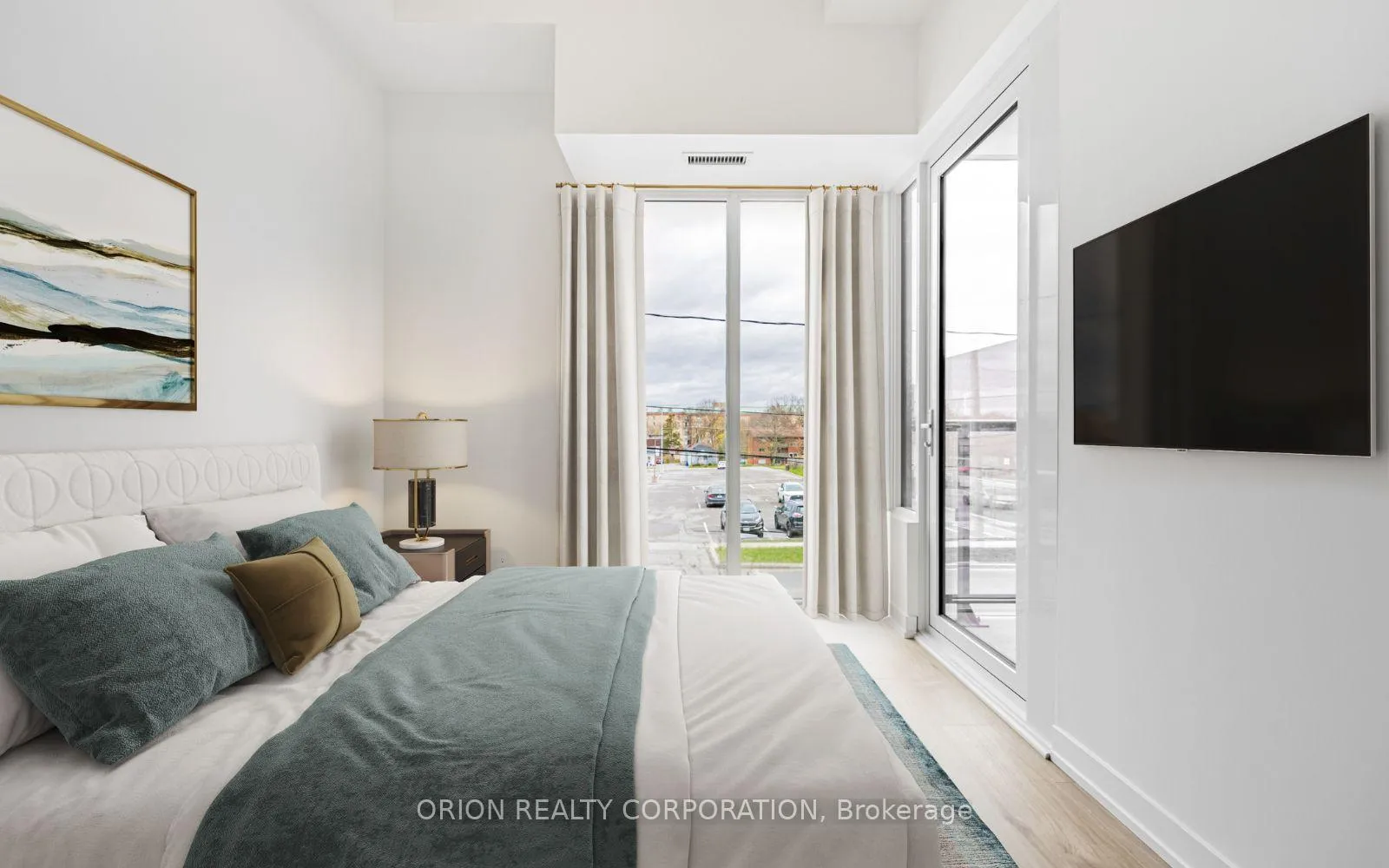 Photo 10 of Unit 101, 201 Brock Street S, Whitby, Downtown Whitby — HOMEH