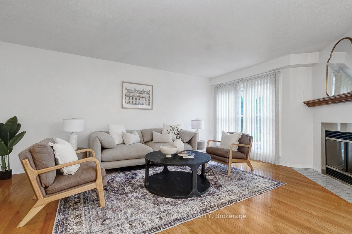 Photo 8 of Unit 19, 6157 Oak Meadows Drive, Ottawa, Chapel Hill — HOMEH