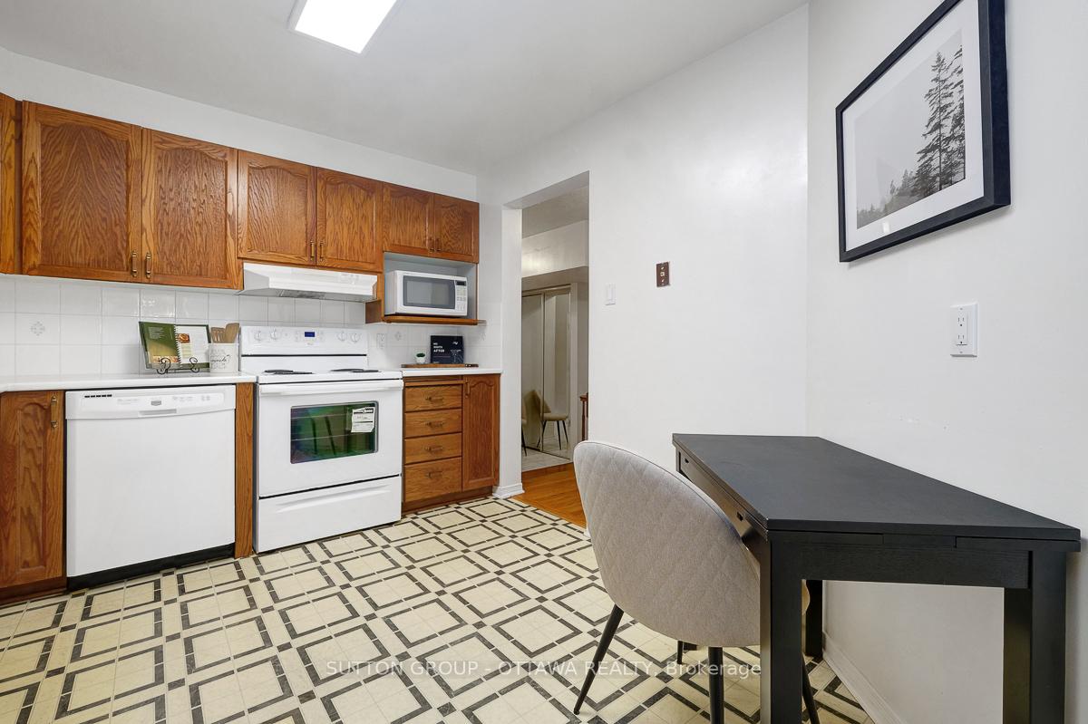 Photo 17 of Unit 19, 6157 Oak Meadows Drive, Ottawa, Chapel Hill — HOMEH