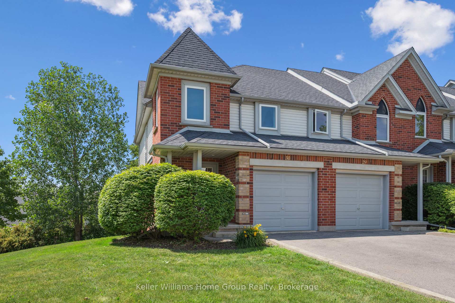 Photo 4 of Unit 30, 920 Edinburgh Road S, Guelph, Kortright West — HOMEH