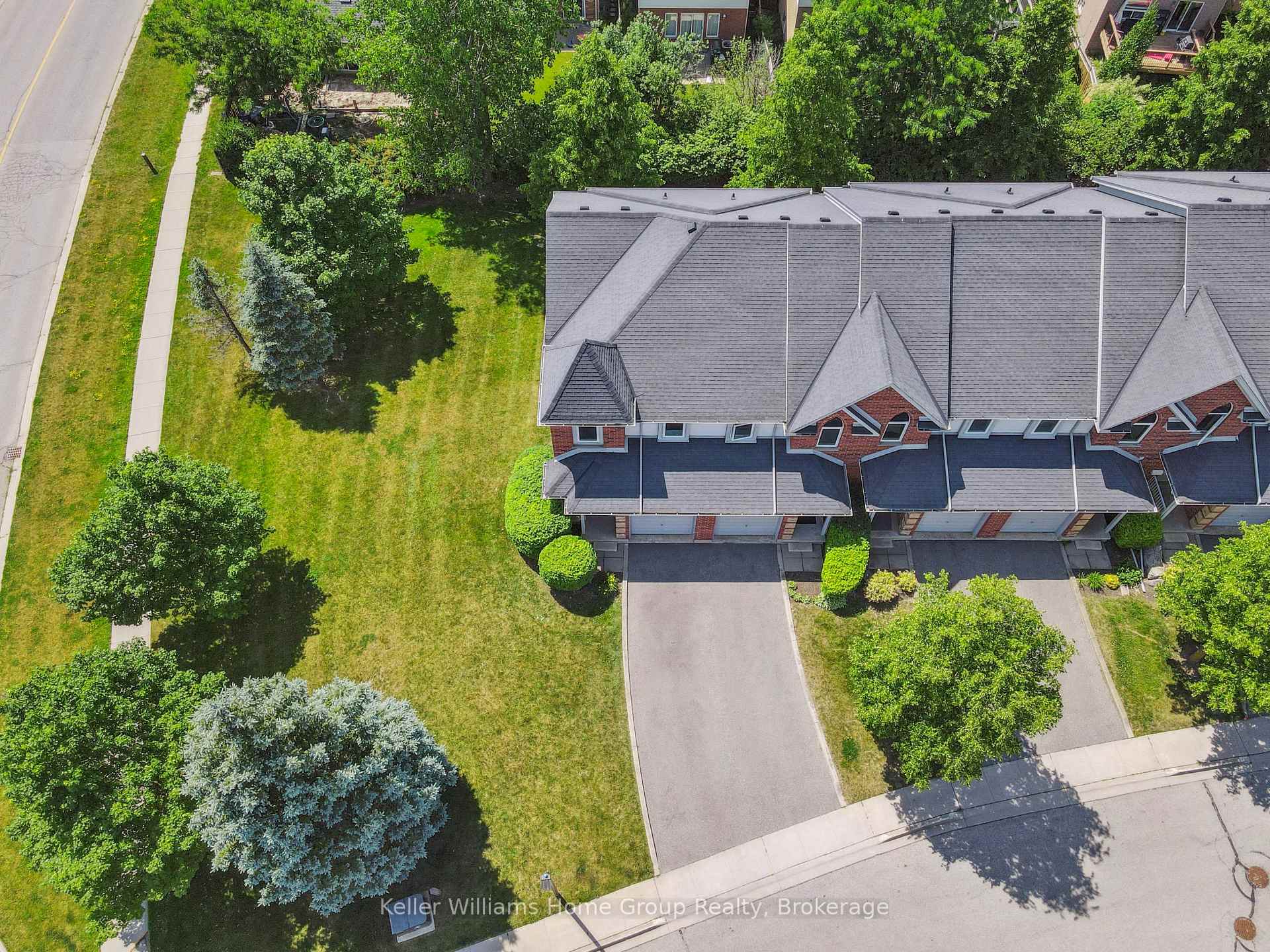 Photo 43 of Unit 30, 920 Edinburgh Road S, Guelph, Kortright West — HOMEH