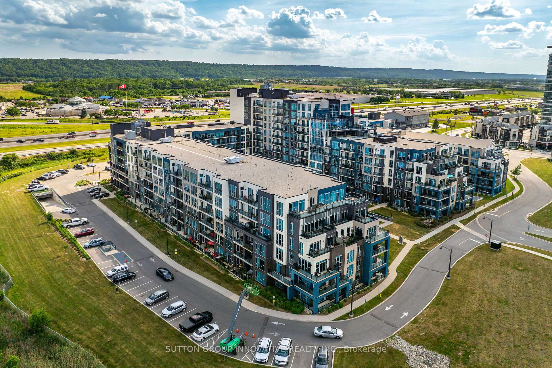 Photo 2 of Unit 623, 16 Concord Place, Grimsby, Grimsby Beach — HOMEH