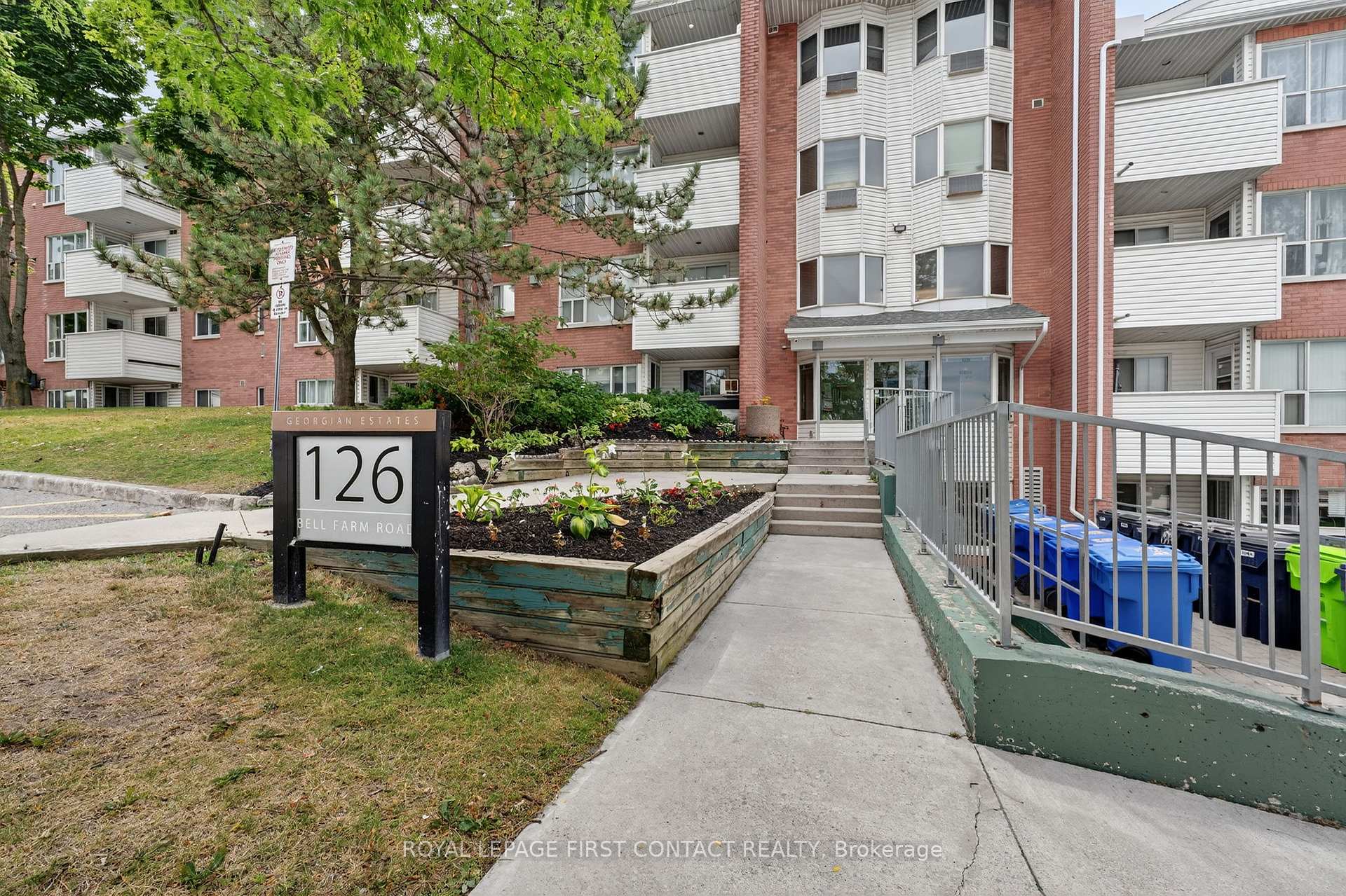 Front of Unit B08, 126 Bell Farm Road E
