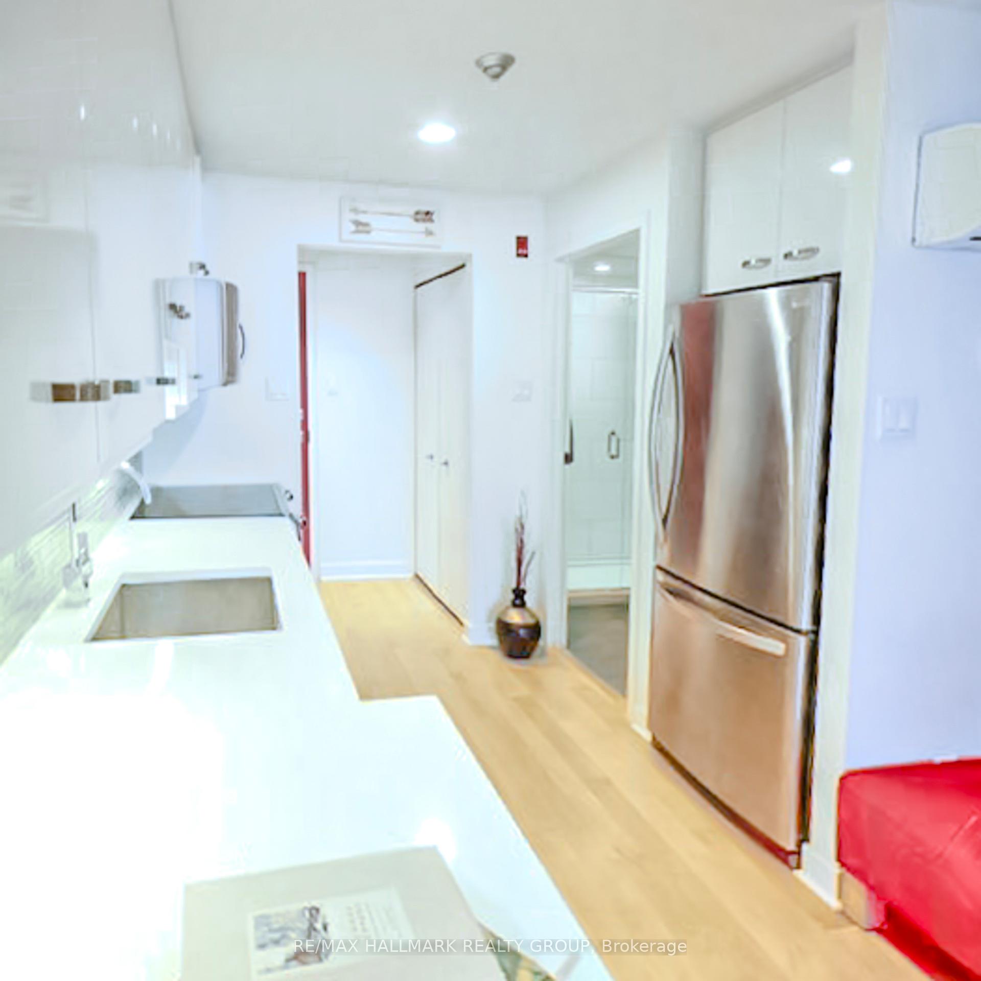 Photo 4 of Unit 11, 202 St Patrick Street, Ottawa, Lower Town/Byward Market — HOMEH