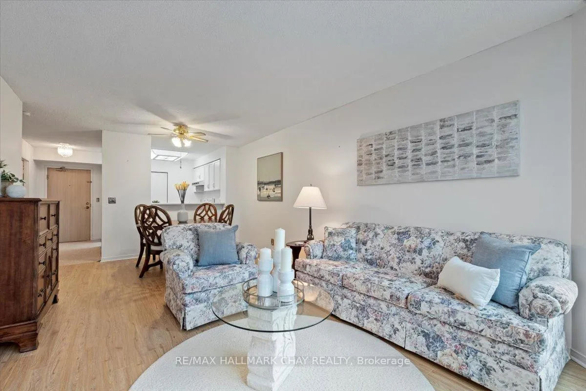 Photo 19 of Unit 1404, 150 Dunlop Street E, Barrie, City Centre — HOMEH