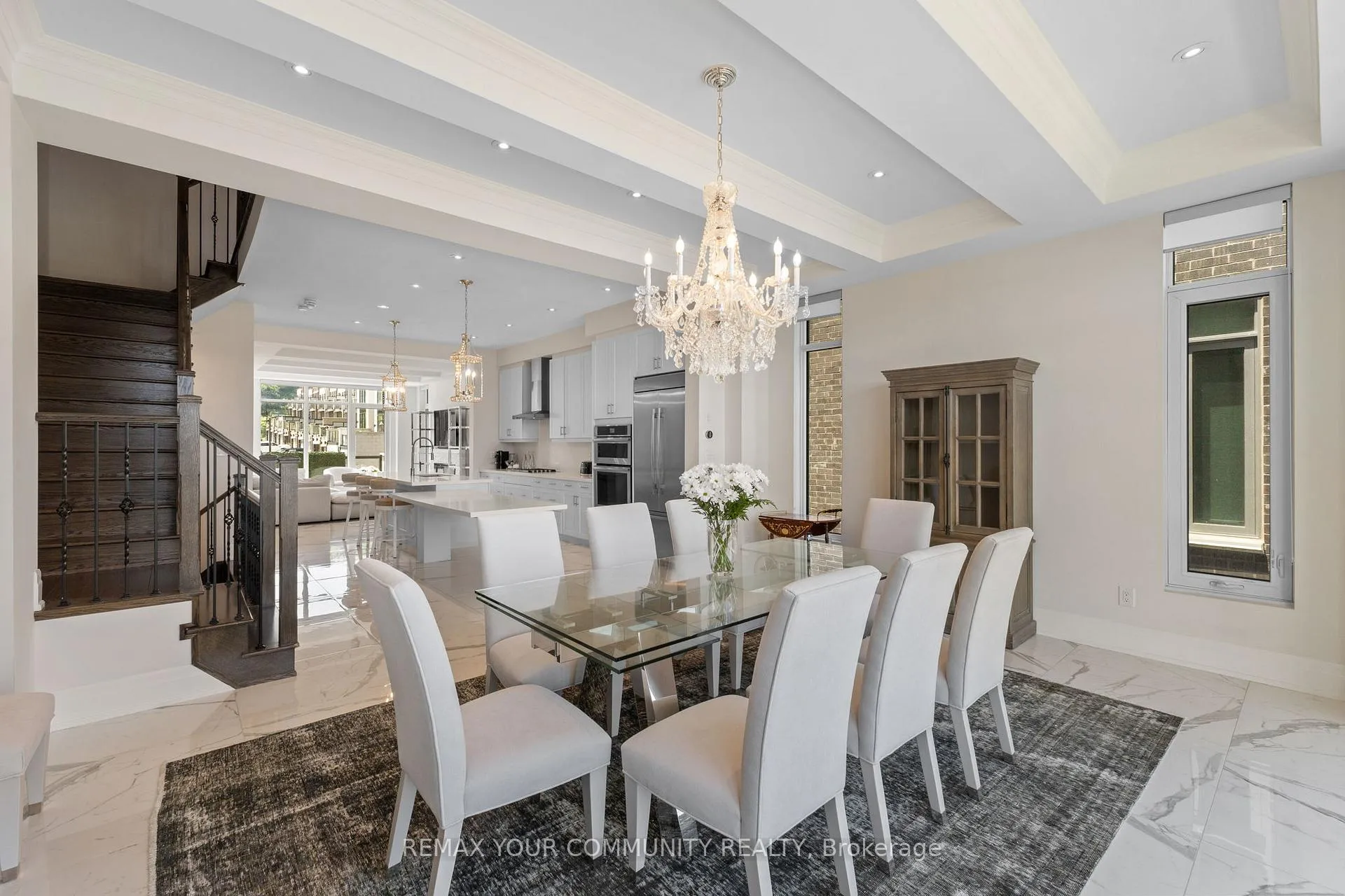 Photo 14 of 40 Crimson Forest Drive, Vaughan, Patterson — HOMEH