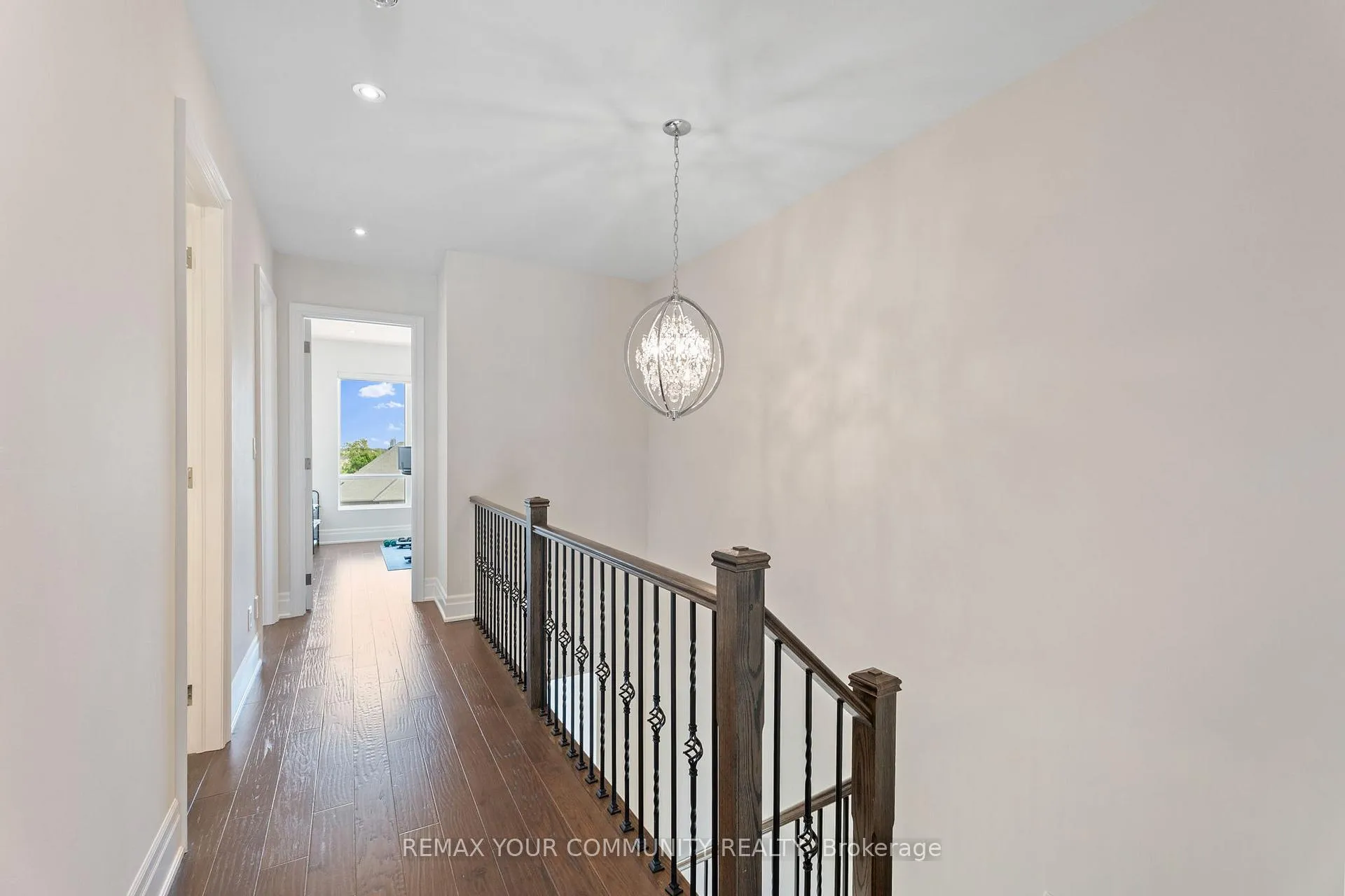 Photo 21 of 40 Crimson Forest Drive, Vaughan, Patterson — HOMEH