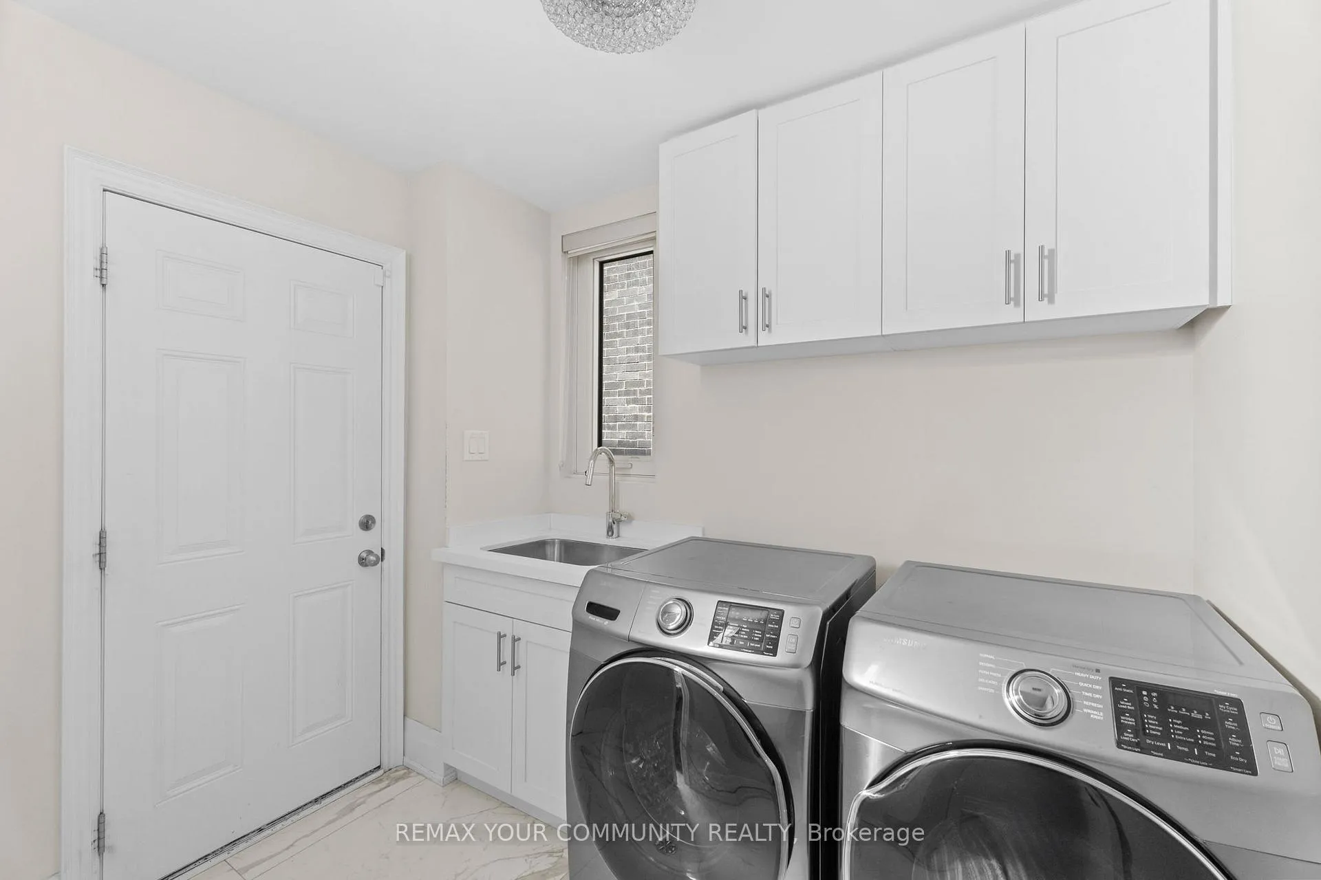 Photo 31 of 40 Crimson Forest Drive, Vaughan, Patterson — HOMEH