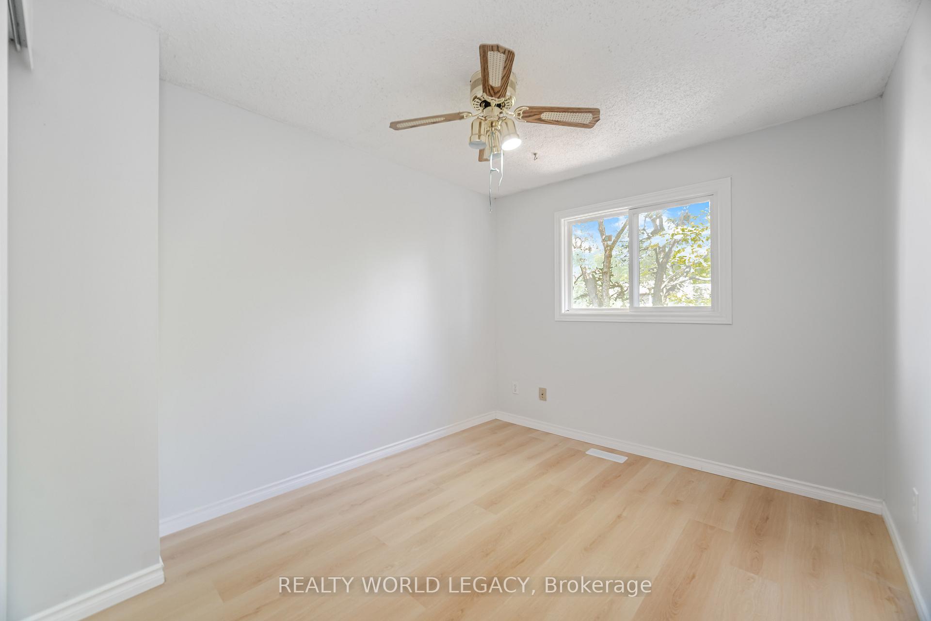 Photo 25 of Unit 23, 281 Bluevale Street N, Waterloo — HOMEH