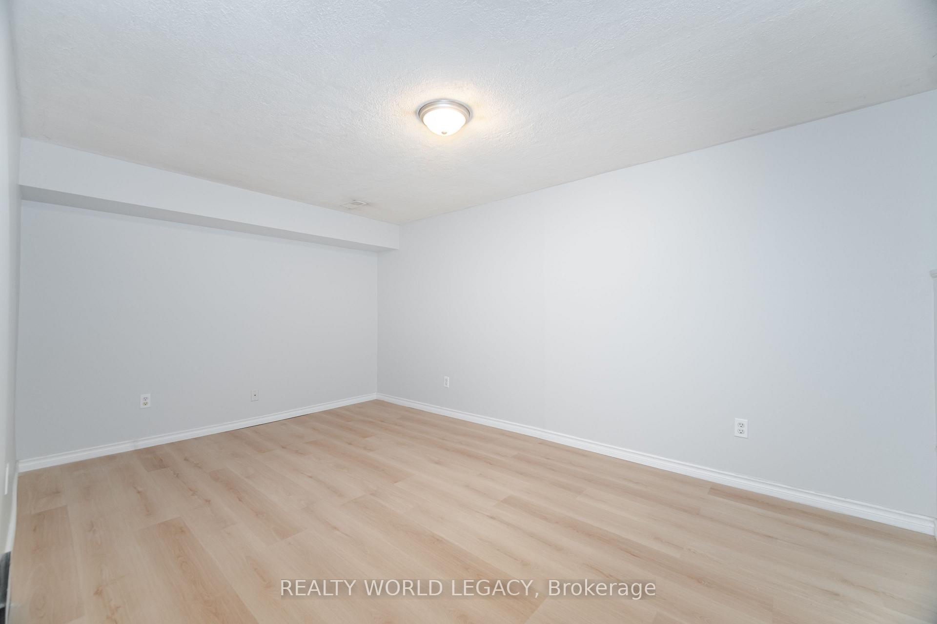 Photo 29 of Unit 23, 281 Bluevale Street N, Waterloo — HOMEH