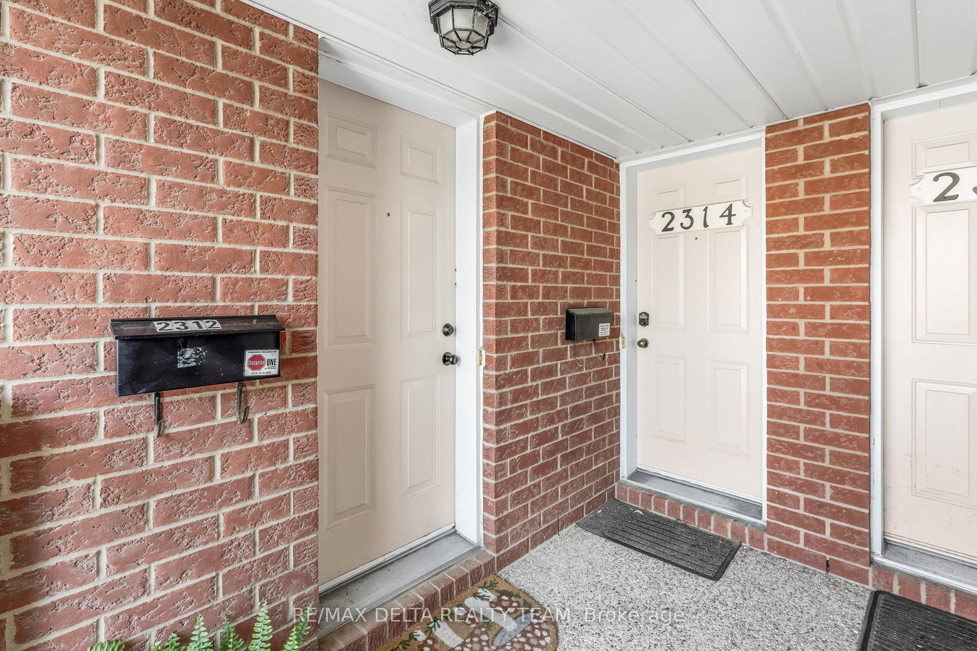 Photo 3 of 2312 Bois Vert Place, Ottawa, Avalon East — HOMEH