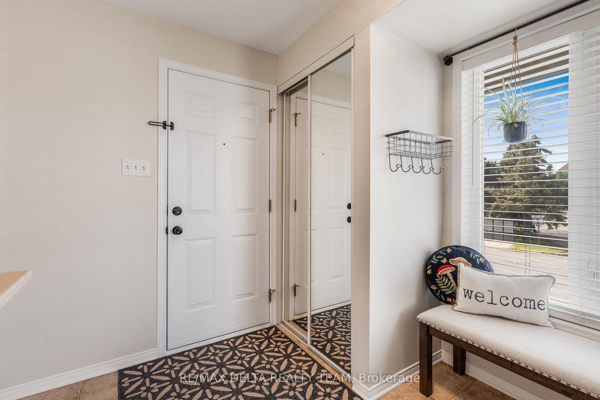 Photo 4 of 2312 Bois Vert Place, Ottawa, Avalon East — HOMEH