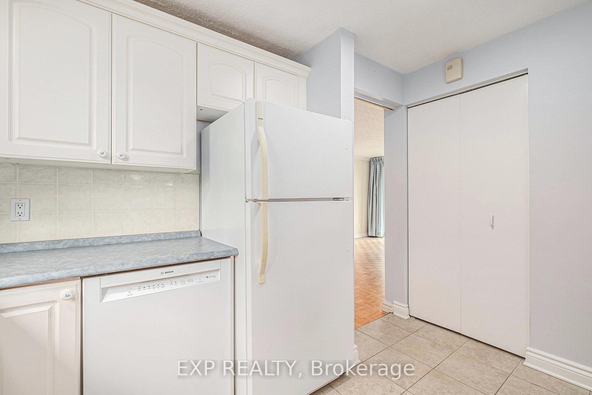 Photo 12 of 75 Chesterton Drive, Ottawa, Borden Farm/Stewart Farm/Carleton Heights/Parkwood Hills — HOMEH