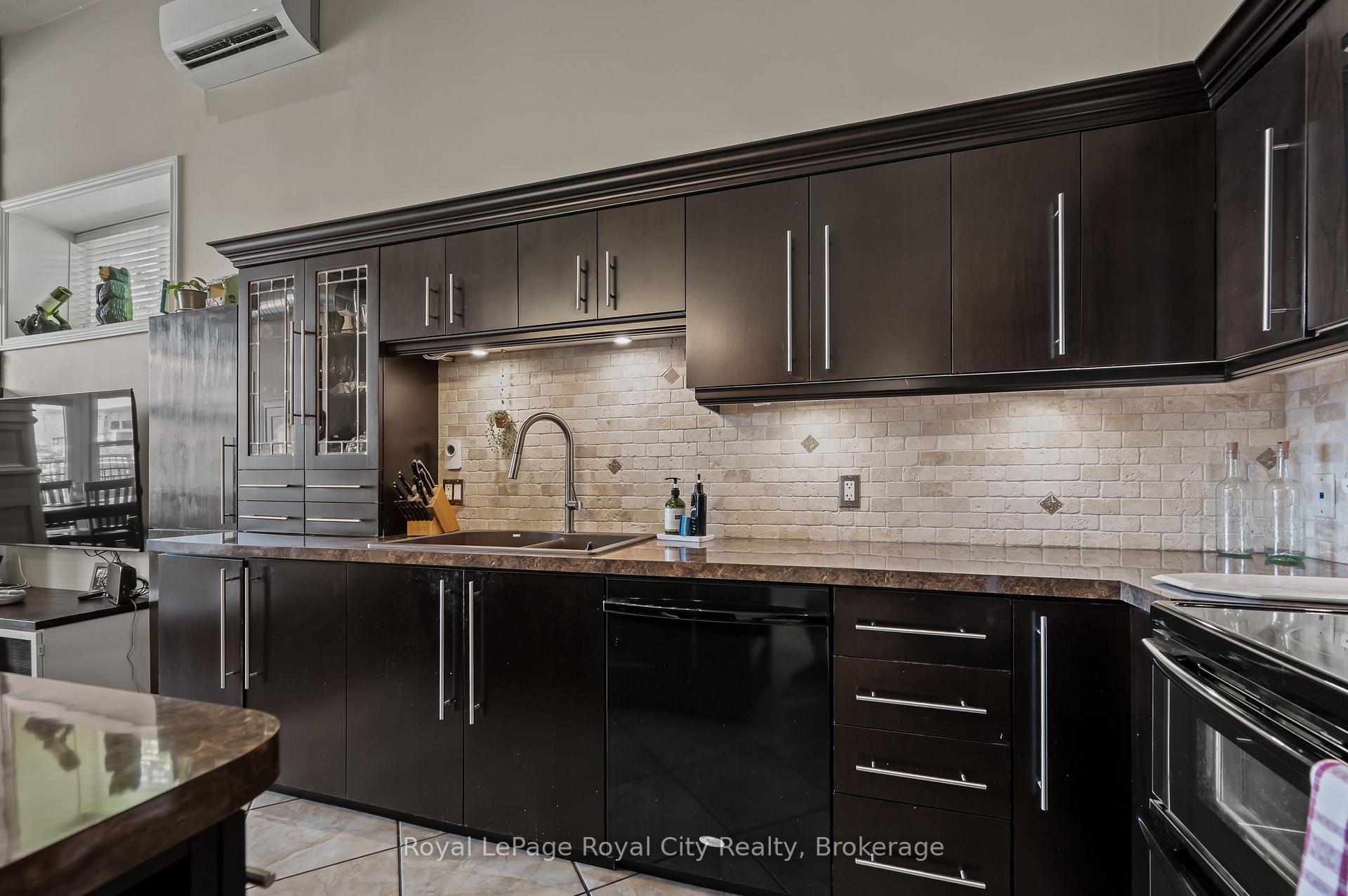 Photo 30 of 62B Cardigan Street, Guelph, Downtown — HOMEH