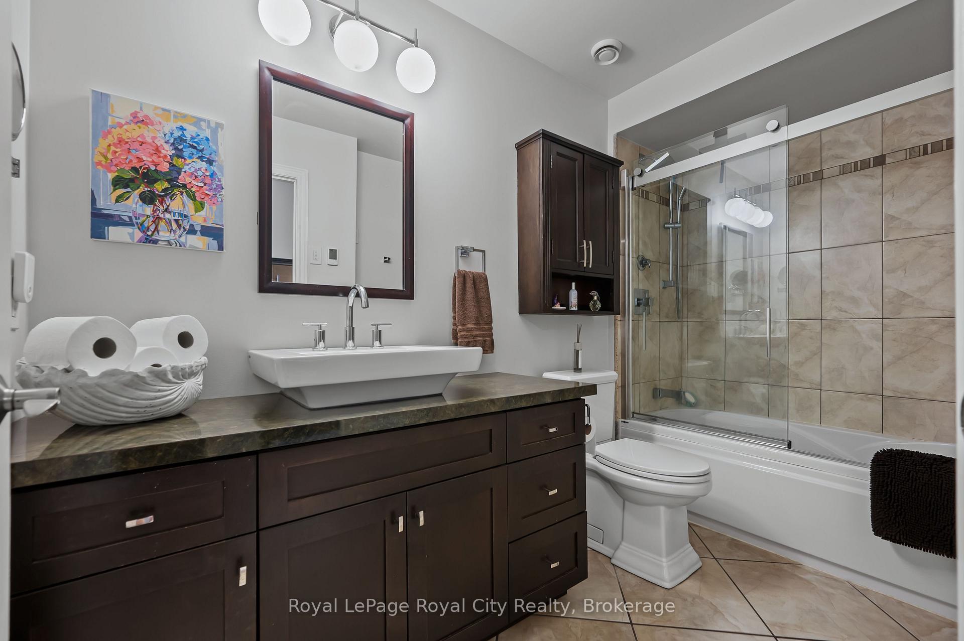 Photo 35 of 62B Cardigan Street, Guelph, Downtown — HOMEH