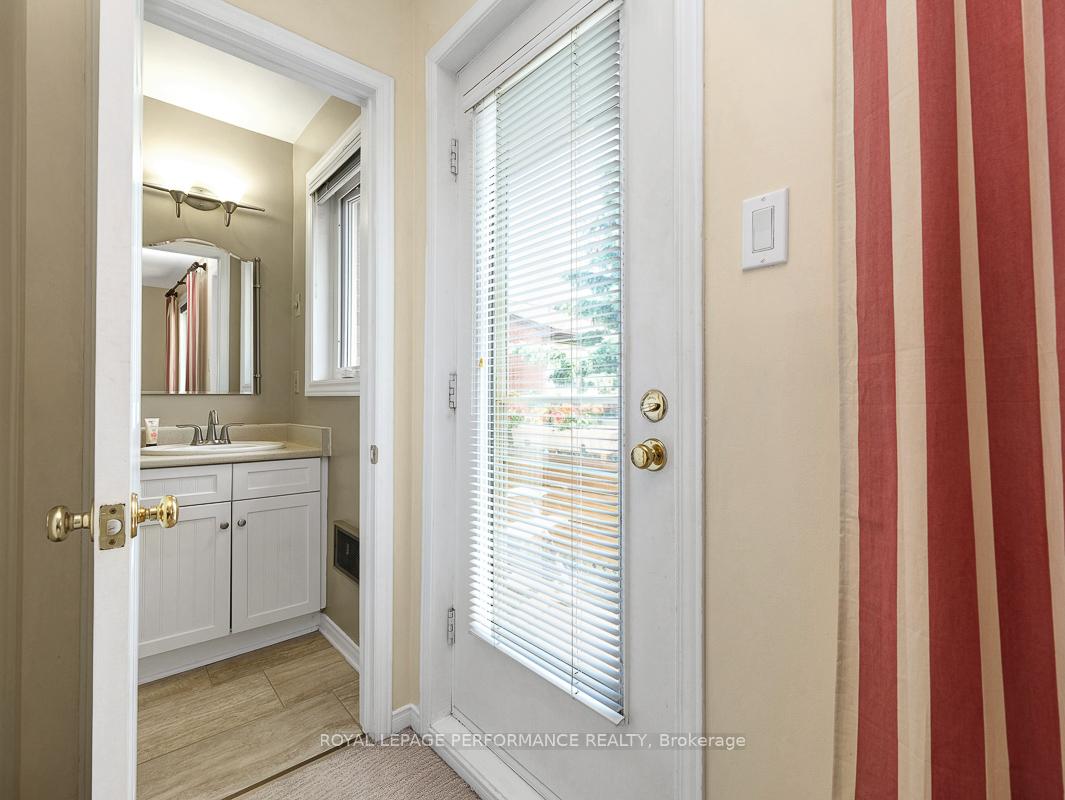 Photo 33 of Unit 14, 2 Columbus Avenue, Ottawa, Overbrook — HOMEH