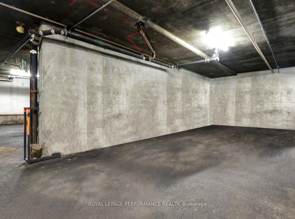 Photo 43 of Unit 14, 2 Columbus Avenue, Ottawa, Overbrook — HOMEH