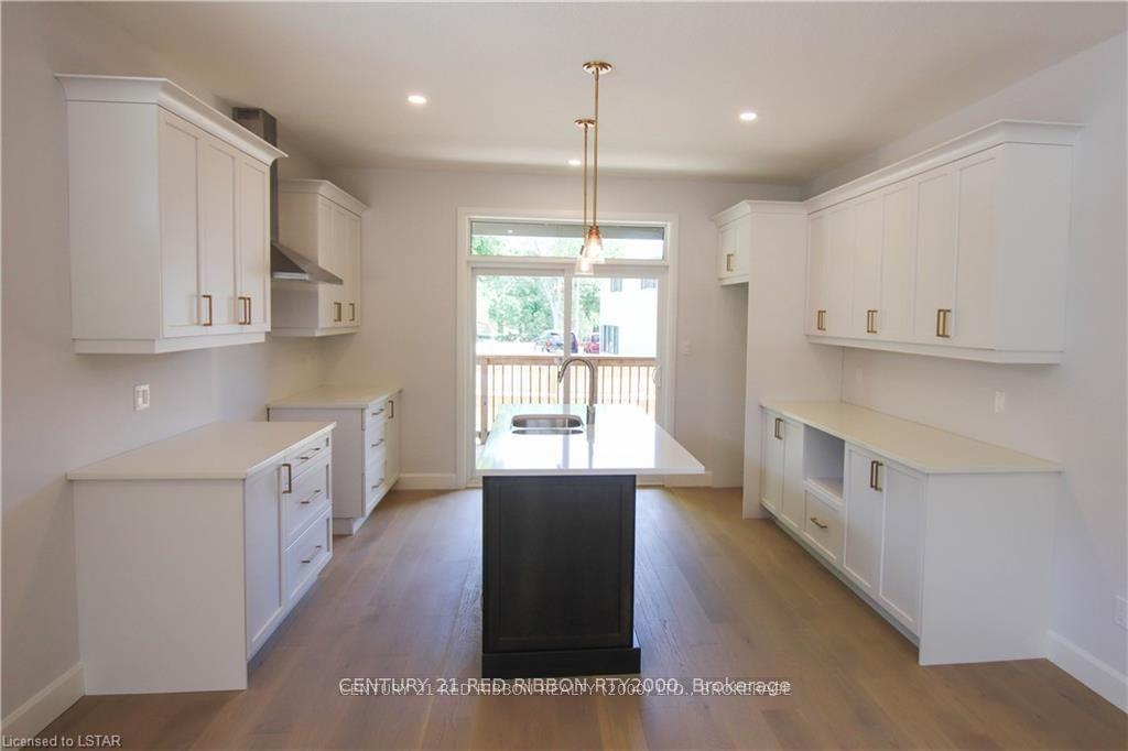 Photo 9 of Unit 49, 22701 Adelaide Road, Strathroy-Caradoc, Mount Brydges — HOMEH
