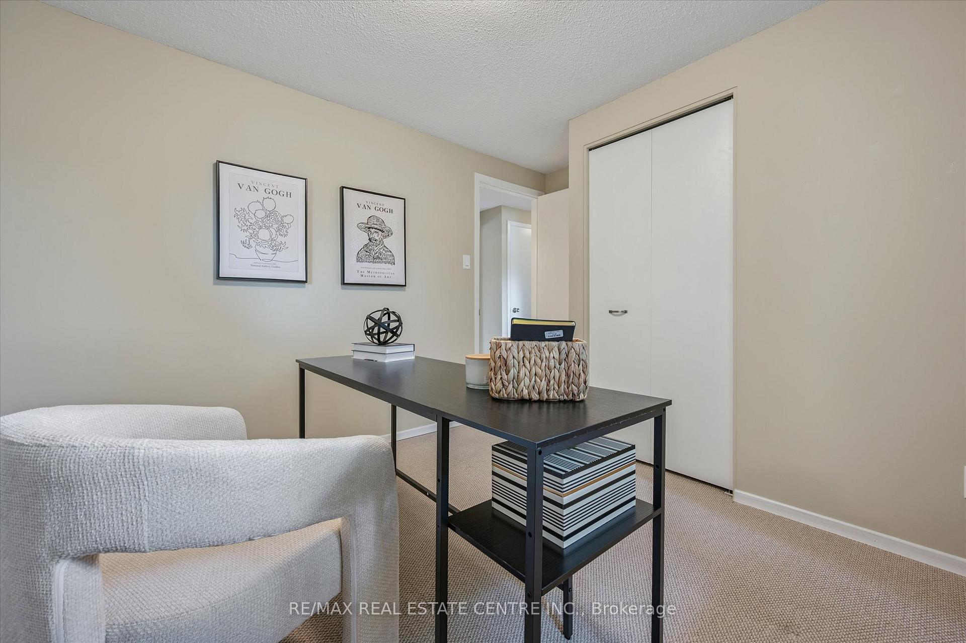Photo 16 of Unit 4, 375 Kingscourt Drive, Waterloo — HOMEH