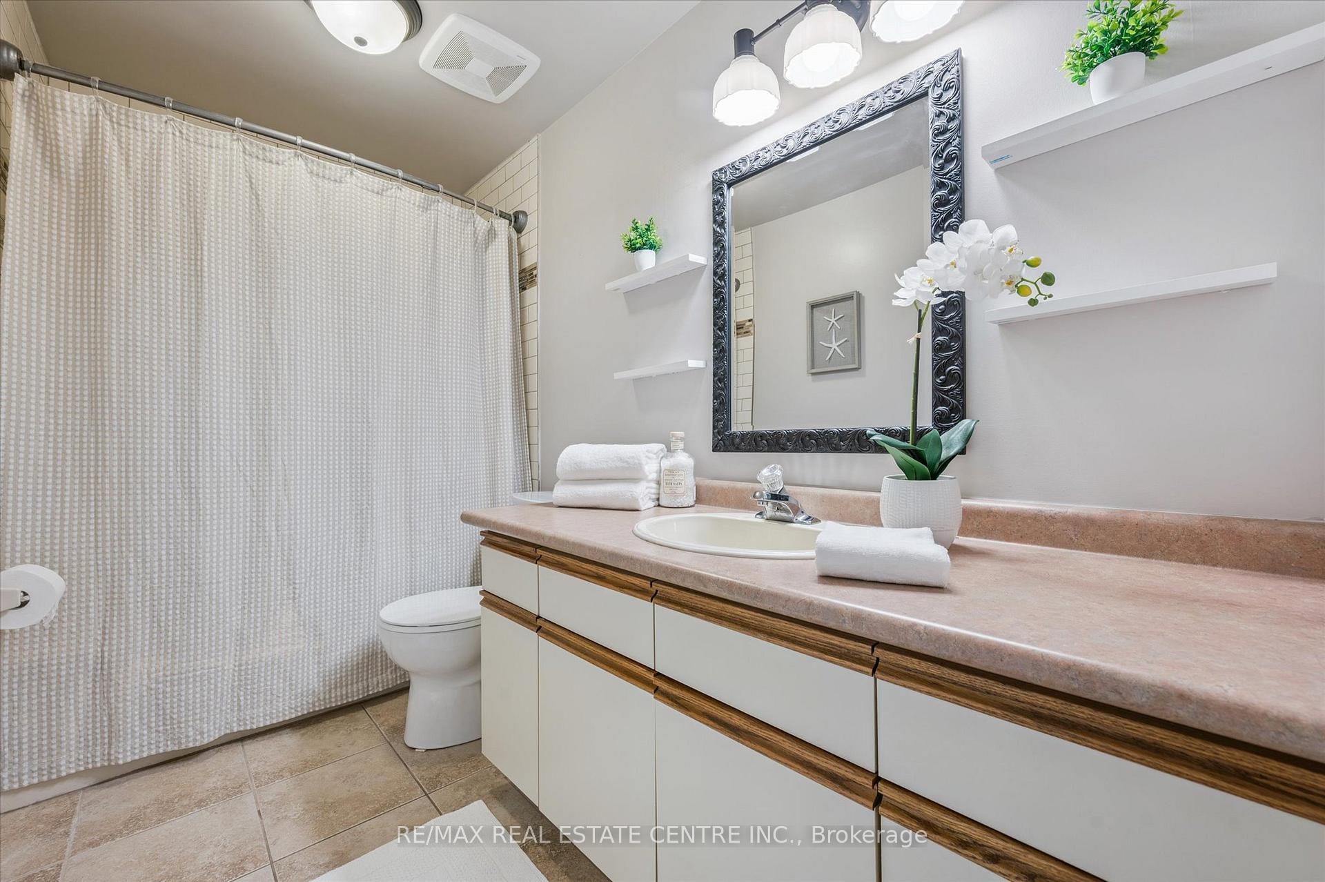 Photo 20 of Unit 4, 375 Kingscourt Drive, Waterloo — HOMEH