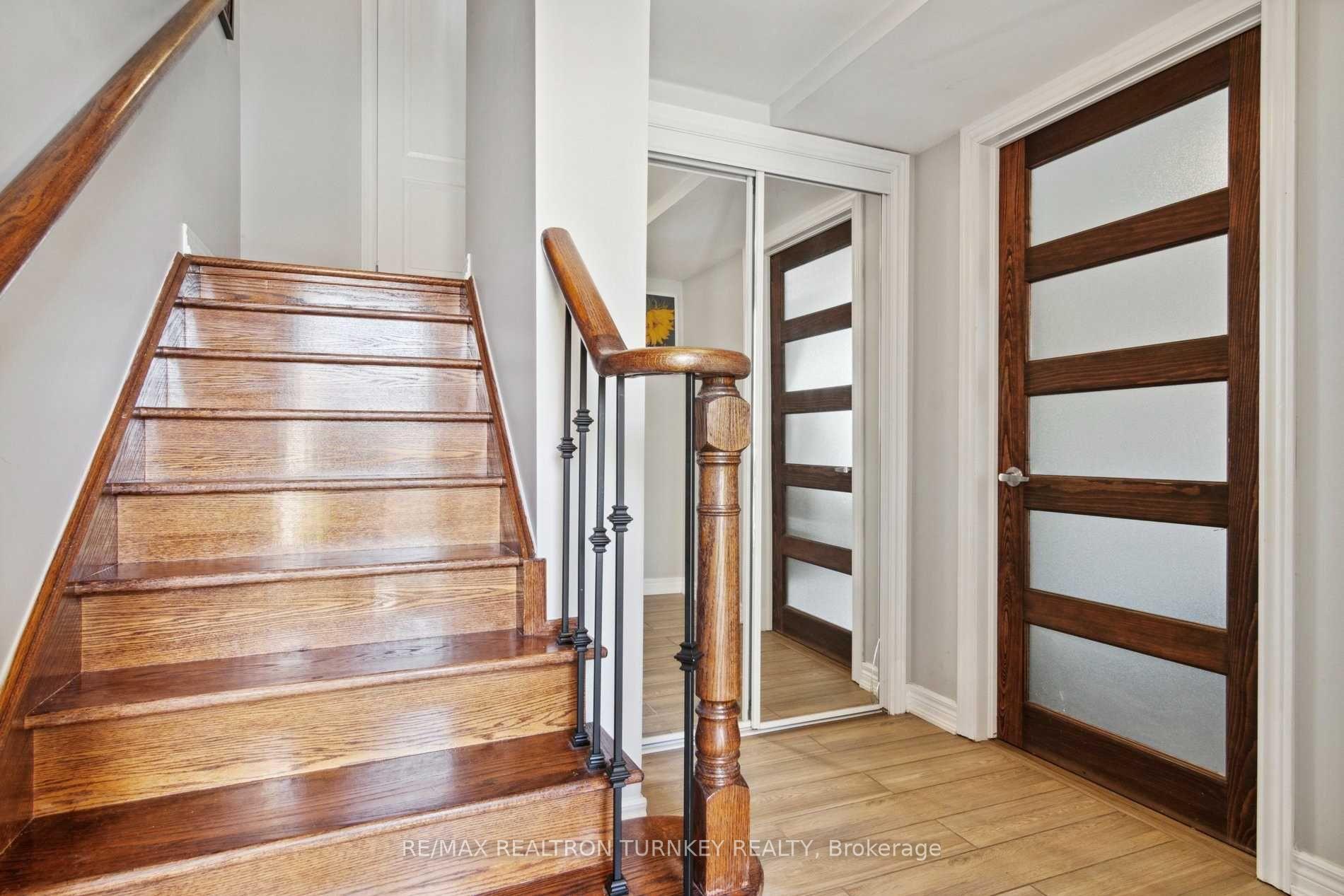 Photo 30 of 133 Zokol Drive, Aurora, Bayview Northeast — HOMEH