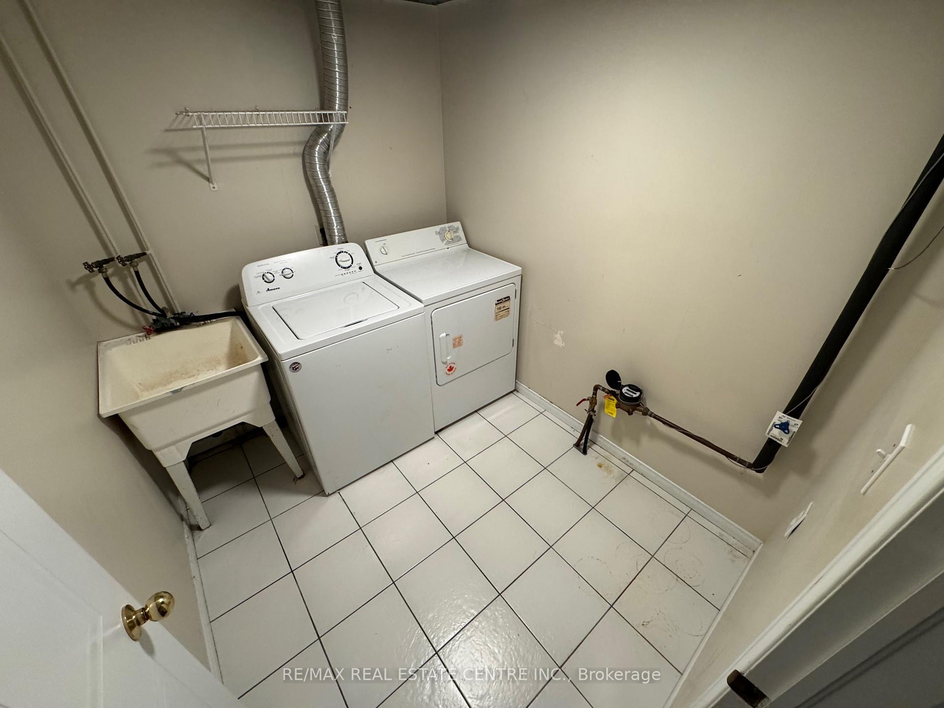 Photo 9 of Unit 49, 180 Marksam Road, Guelph, Willow West/Sugarbush/West Acres — HOMEH