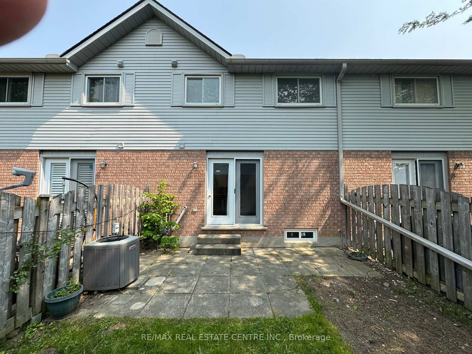 Photo 10 of Unit 49, 180 Marksam Road, Guelph, Willow West/Sugarbush/West Acres — HOMEH