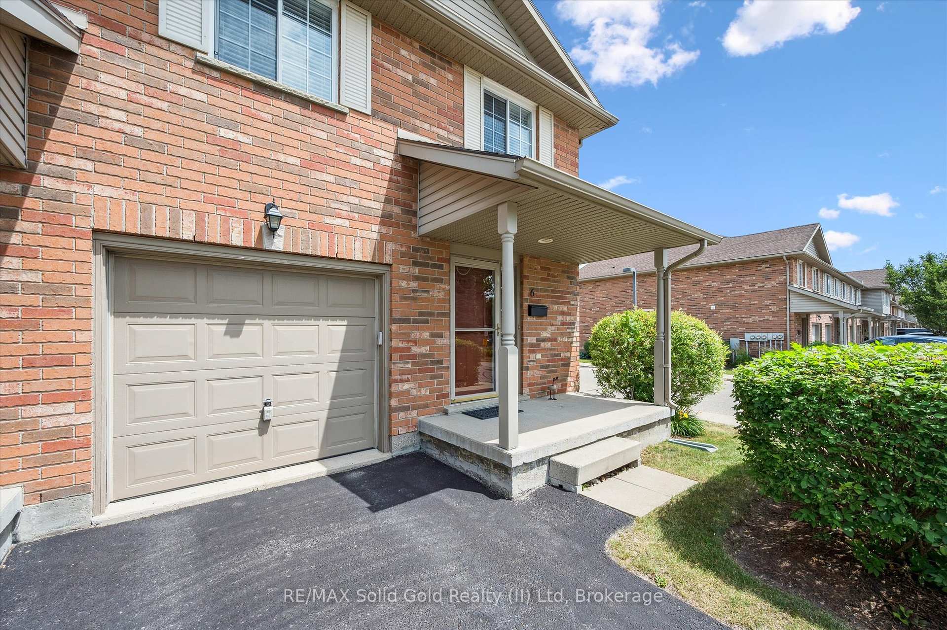 Photo 4 of Unit 6, 15 Gregg Court, Kitchener — HOMEH