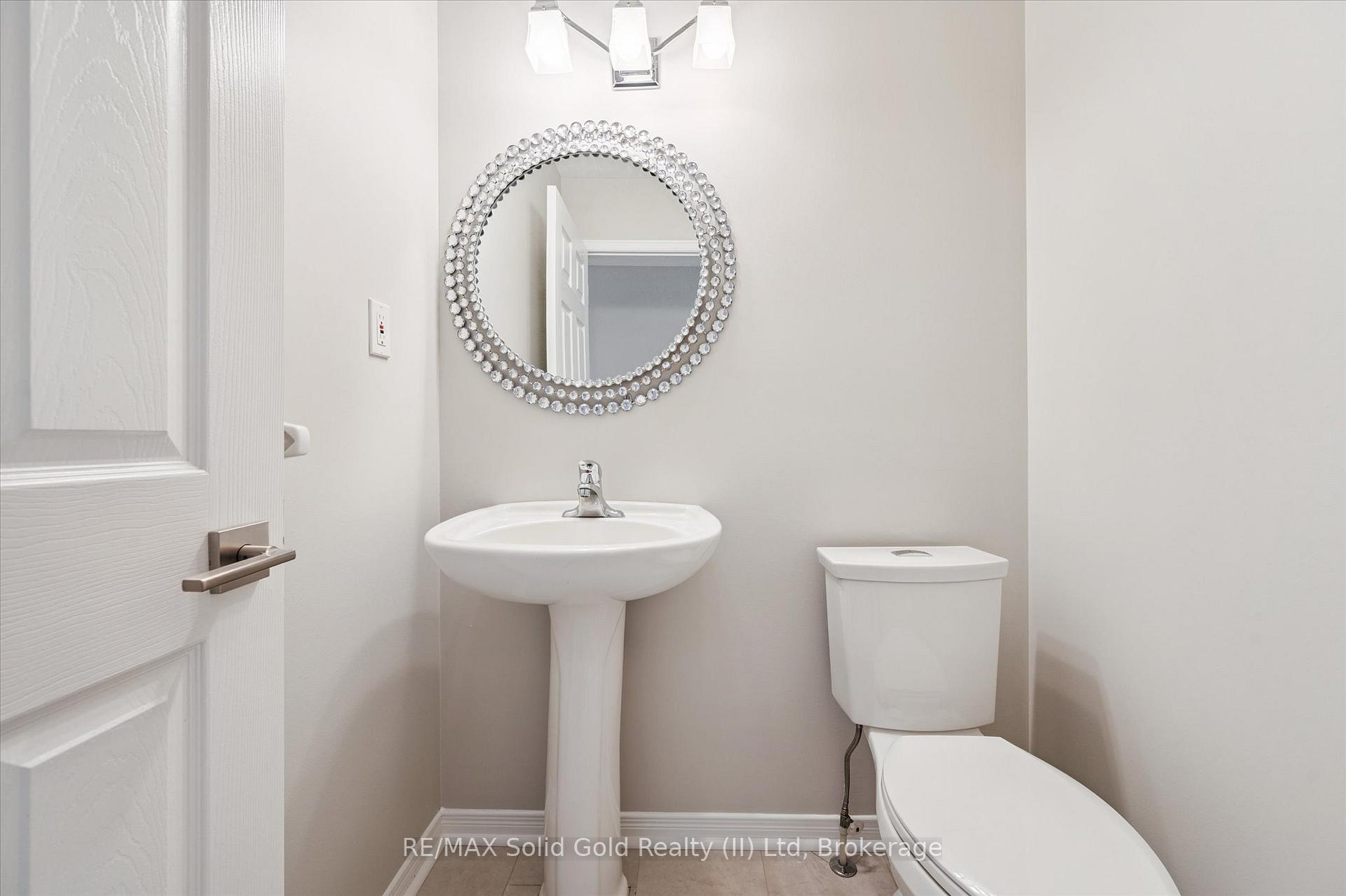 Photo 8 of Unit 6, 15 Gregg Court, Kitchener — HOMEH