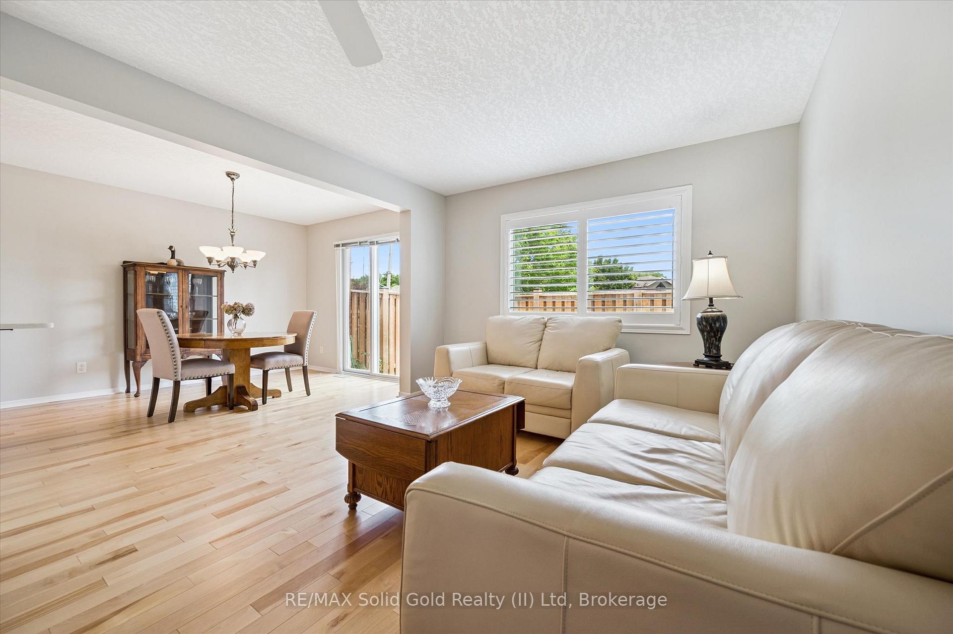 Photo 10 of Unit 6, 15 Gregg Court, Kitchener — HOMEH