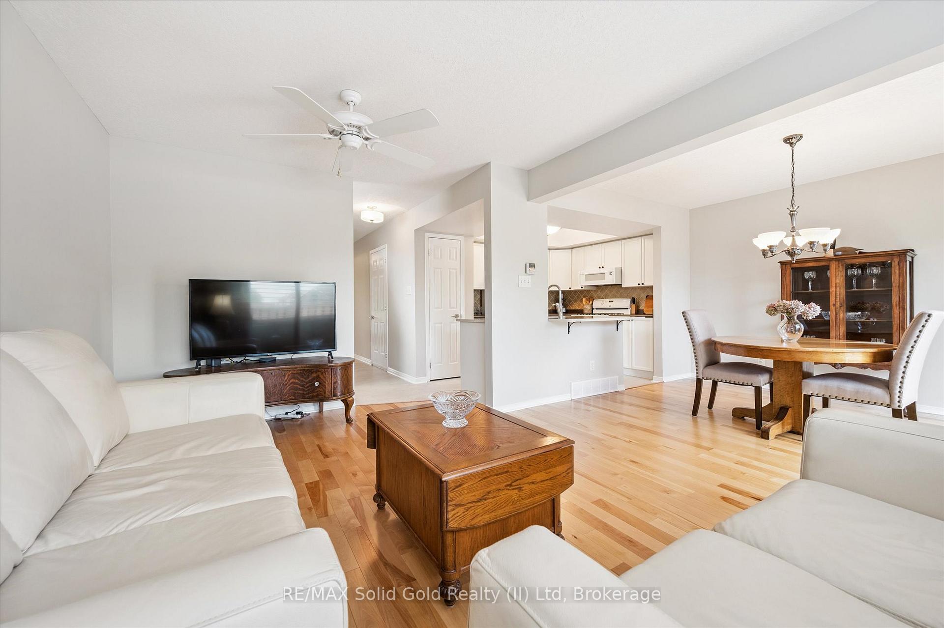 Photo 11 of Unit 6, 15 Gregg Court, Kitchener — HOMEH
