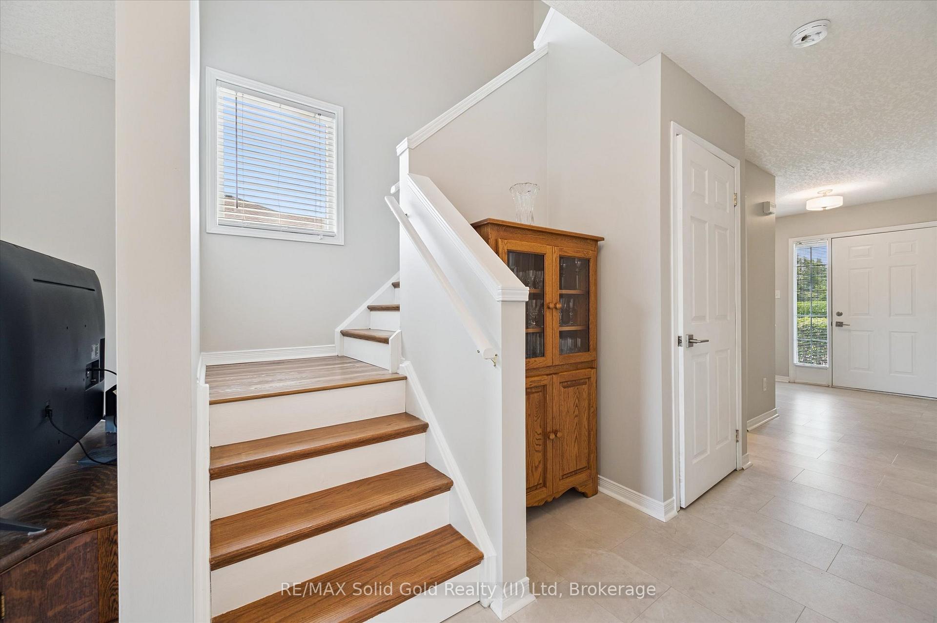 Photo 20 of Unit 6, 15 Gregg Court, Kitchener — HOMEH