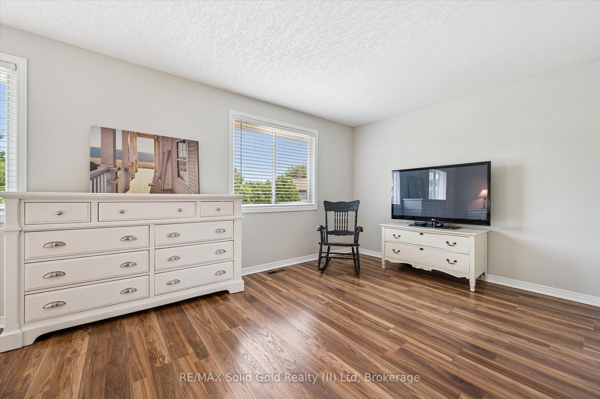 Photo 30 of Unit 6, 15 Gregg Court, Kitchener — HOMEH