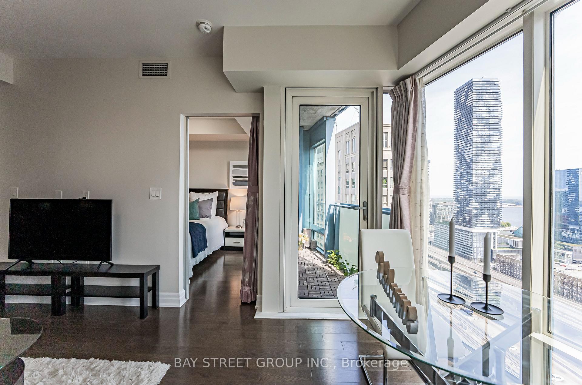Photo 14 of Unit 2712, 8 The Esplanade, Toronto, Waterfront Communities — HOMEH