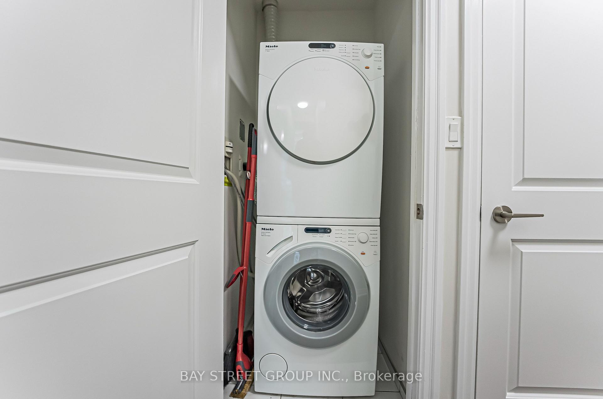 Photo 18 of Unit 2712, 8 The Esplanade, Toronto, Waterfront Communities — HOMEH