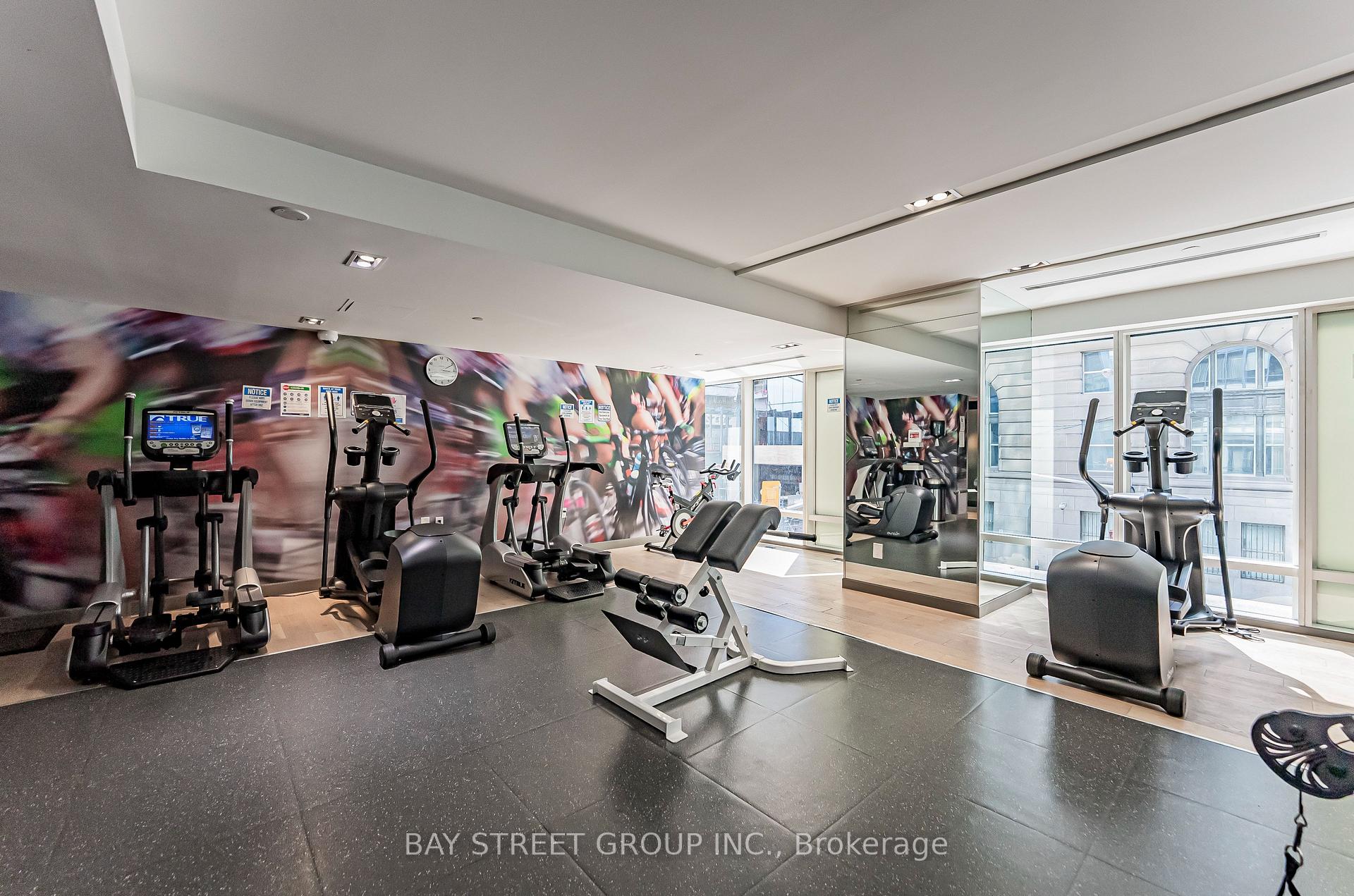 Photo 4 of Unit 2712, 8 The Esplanade, Toronto, Waterfront Communities — HOMEH