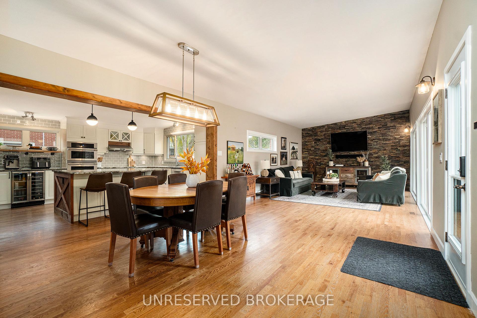 Photo 9 of 61 Promenade Avenue, Ottawa, Pineglen/Country Place — HOMEH