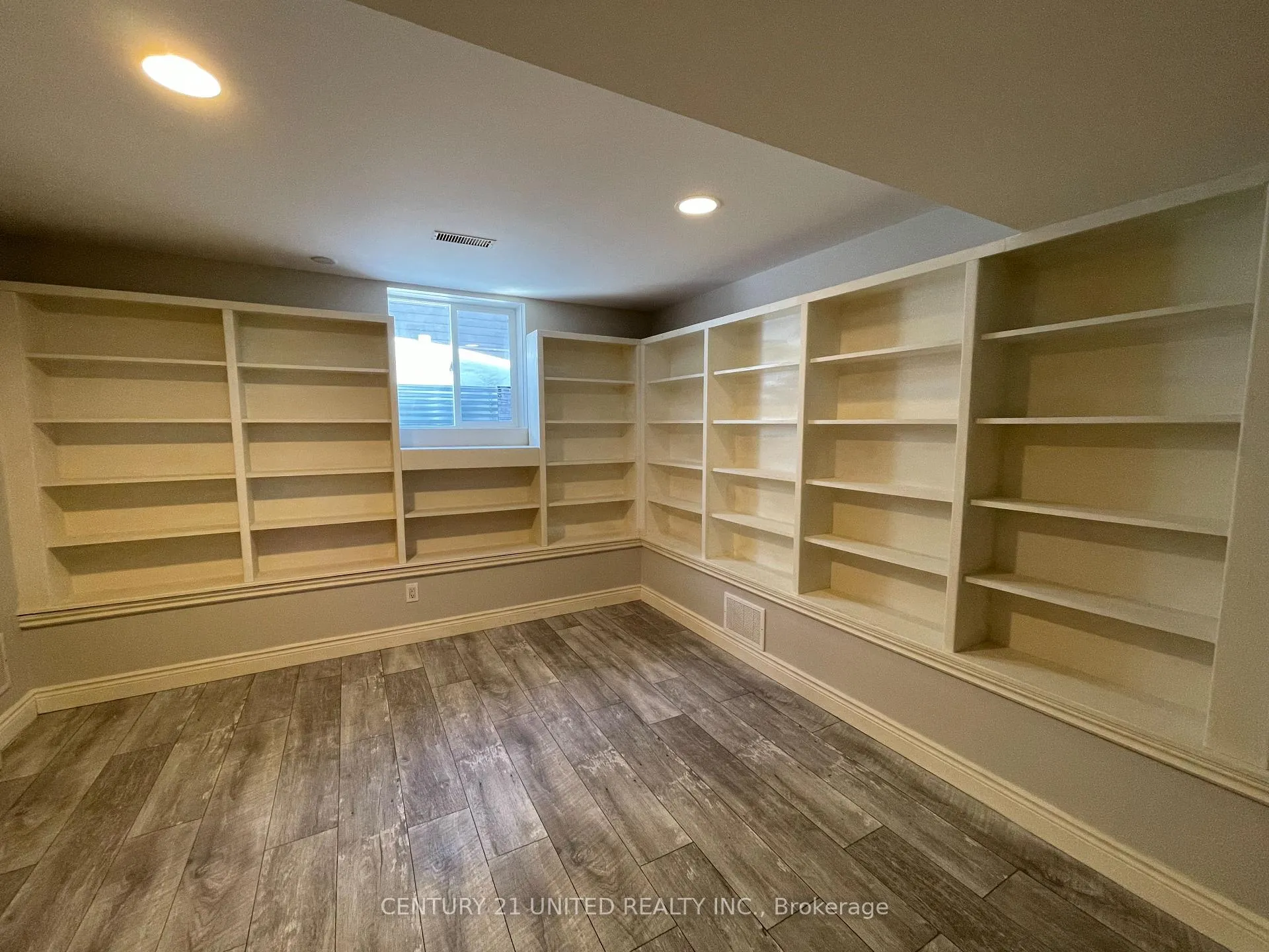 Photo 10 of Unit Lower, 685 Armour Road, Peterborough, Ashburnham Ward 4 — HOMEH
