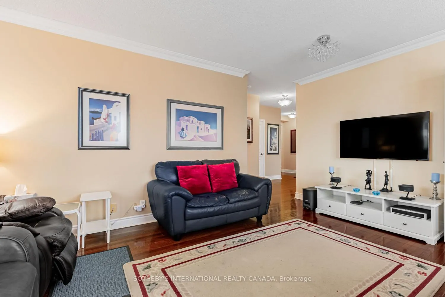 Photo 4 of Unit 907, 10 Delisle Avenue, Toronto, Yonge-St. Clair — HOMEH