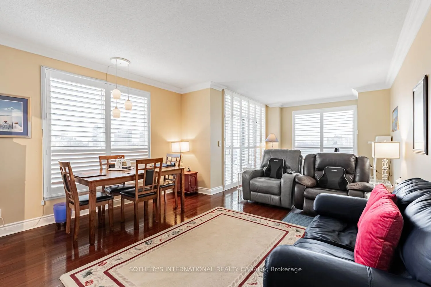 Photo 5 of Unit 907, 10 Delisle Avenue, Toronto, Yonge-St. Clair — HOMEH