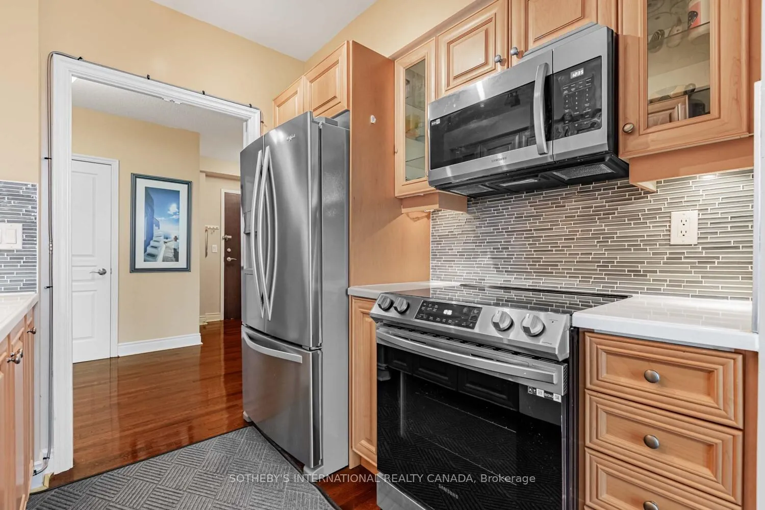 Photo 8 of Unit 907, 10 Delisle Avenue, Toronto, Yonge-St. Clair — HOMEH