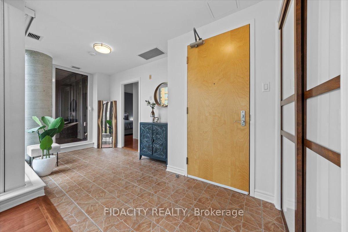 Photo 4 of Unit 701, 200 Lett Street, Ottawa, West Centre Town — HOMEH
