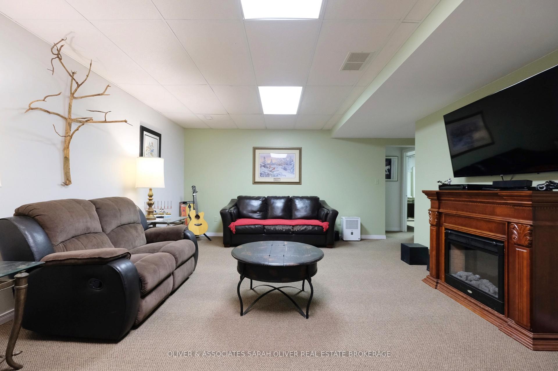 Photo 25 of 54715 Light Line, Bayham, Rural Bayham — HOMEH