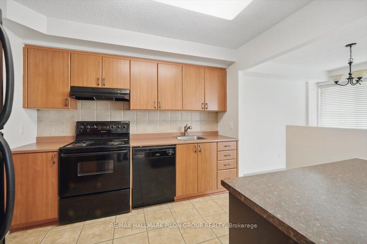 Photo 23 of Unit 613, 225 Alvin Road, Ottawa, Manor Park — HOMEH