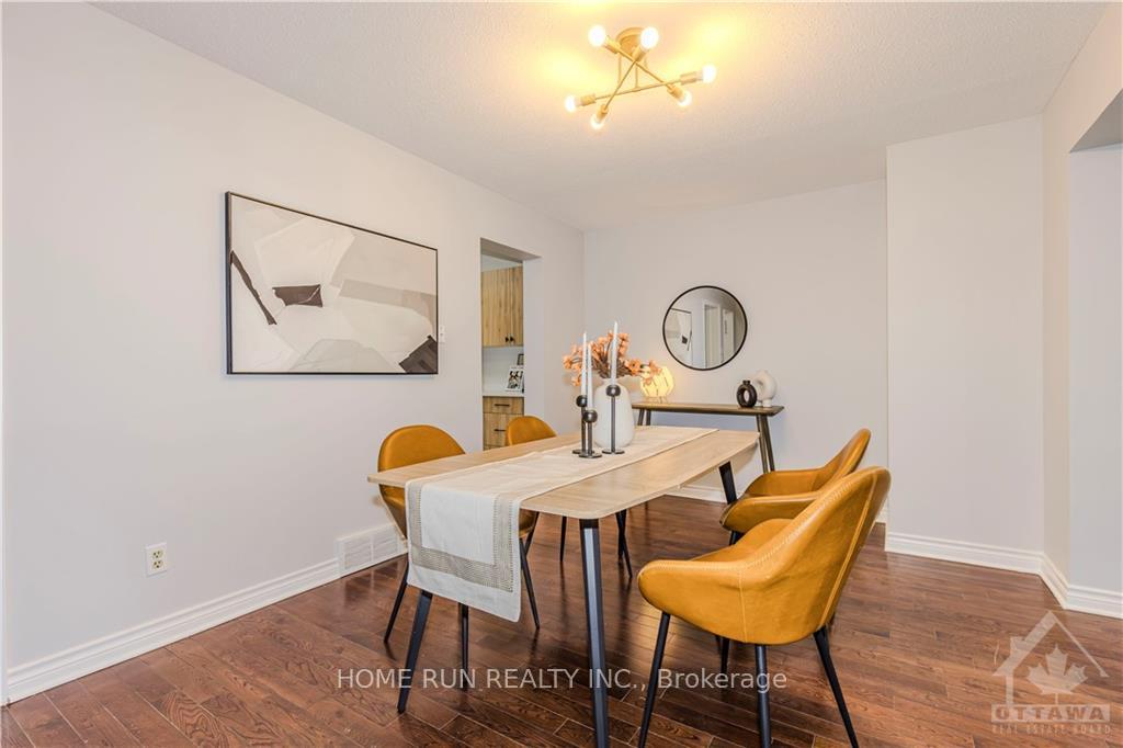 Photo 5 of 382 Kintyre, Ottawa, Carleton Square — HOMEH